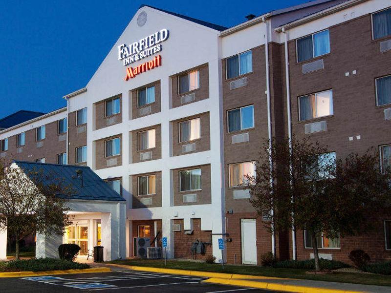 Fairfield Inn & Suites Bloomington Exterior photo