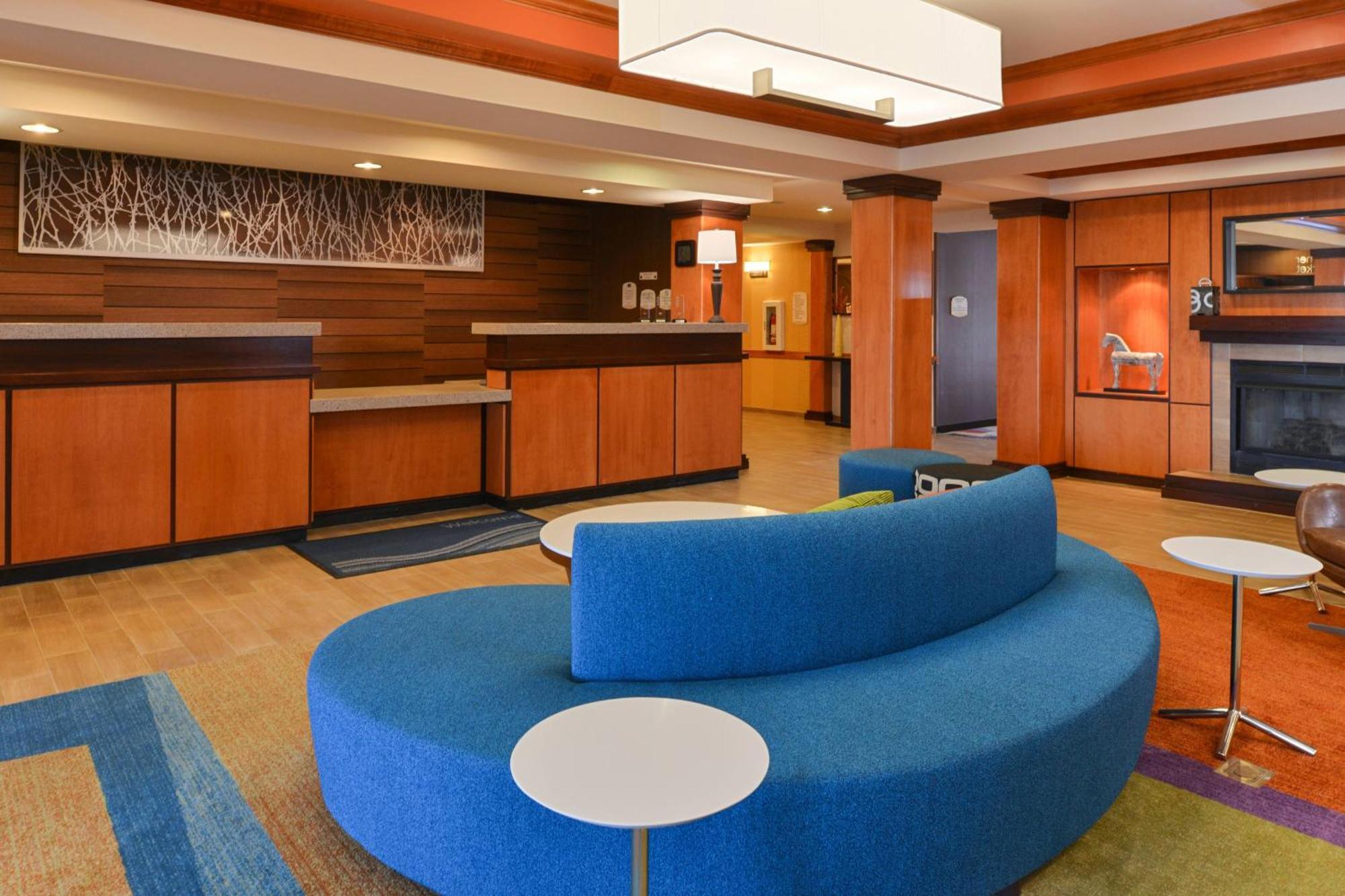 Fairfield Inn & Suites Bloomington Exterior photo