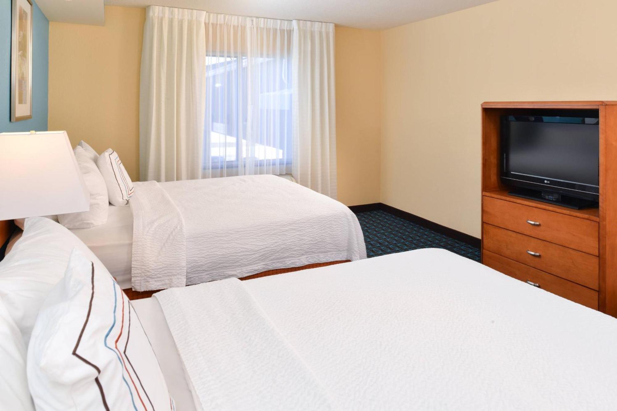 Fairfield Inn & Suites Bloomington Exterior photo