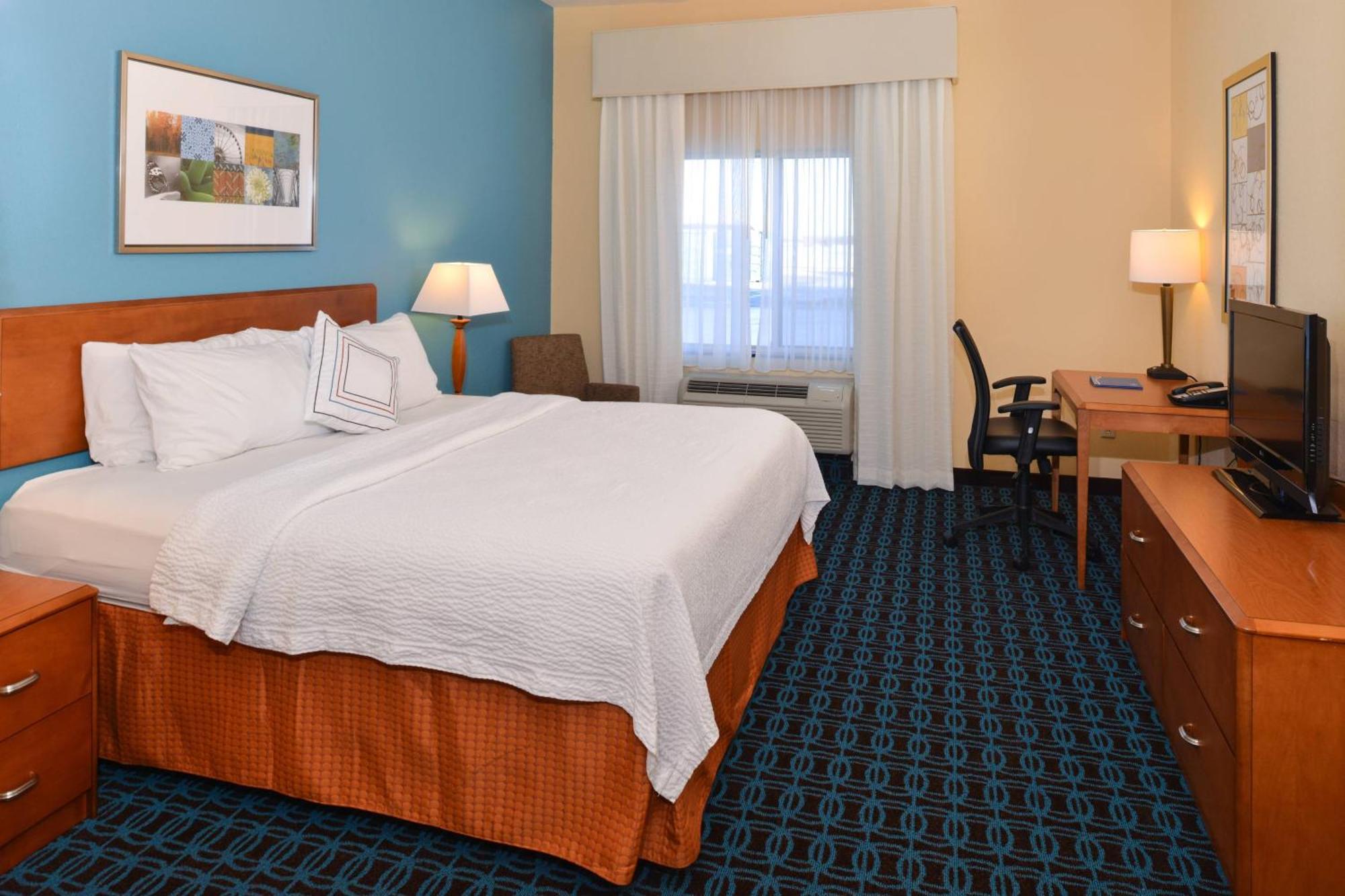 Fairfield Inn & Suites Bloomington Exterior photo