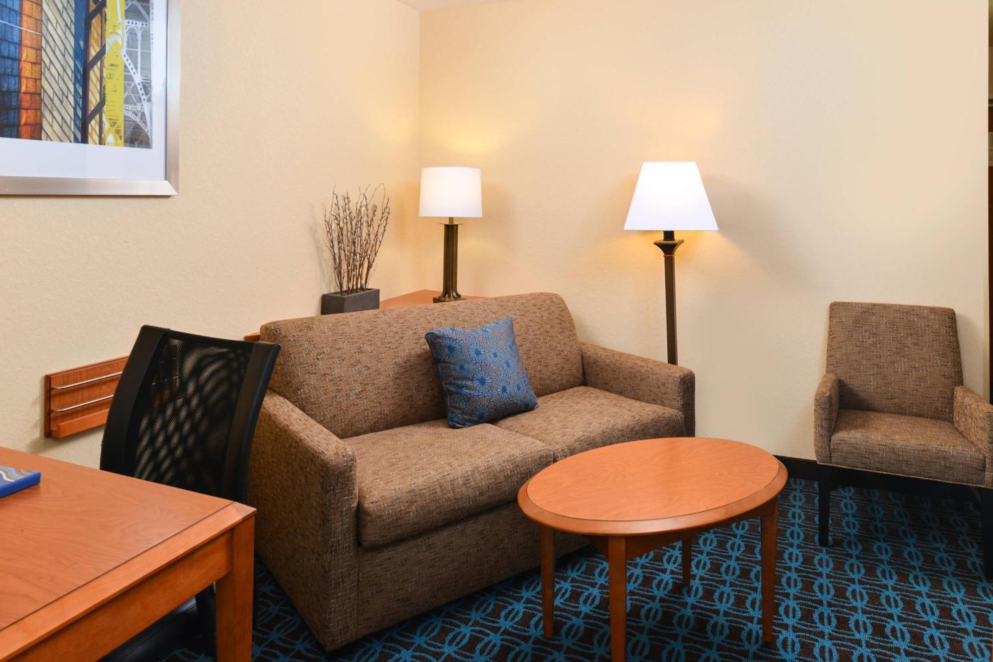 Fairfield Inn & Suites Bloomington Exterior photo