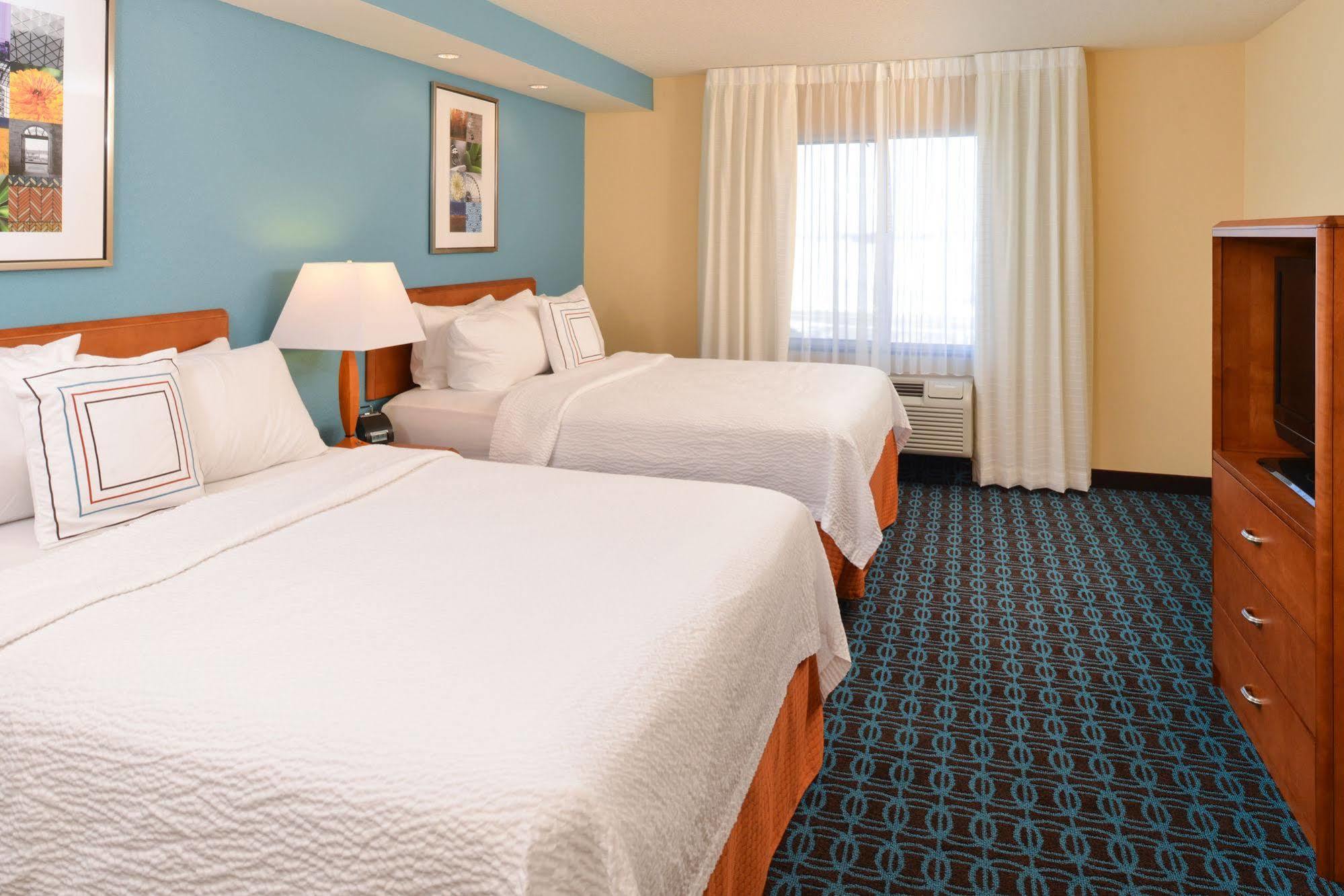 Fairfield Inn & Suites Bloomington Exterior photo